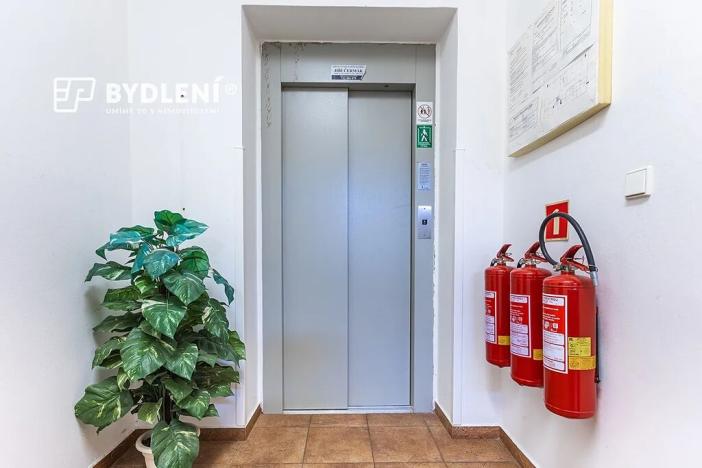 Pronájem ordinace, Teplice, Jaselská, 916 m2