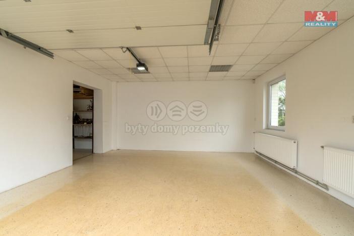 Pronájem kanceláře, Třanovice, 550 m2