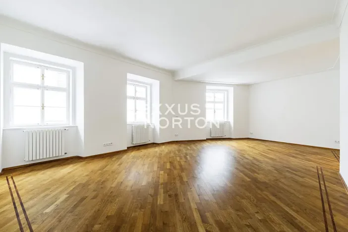 Pronájem bytu 4+1, Praha - Malá Strana, Vlašská, 170 m2