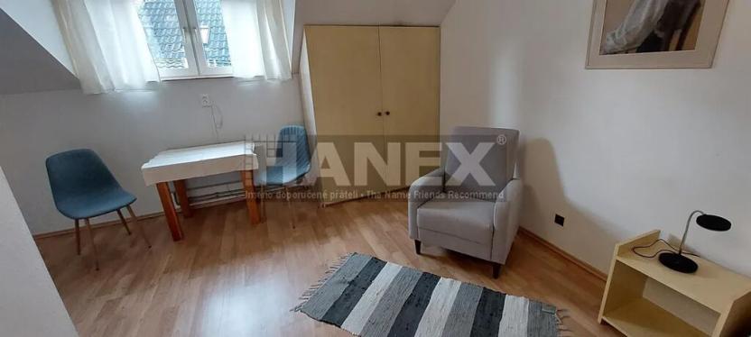 Pronájem bytu 1+kk, Praha - Hlubočepy, Pod Žvahovem, 25 m2