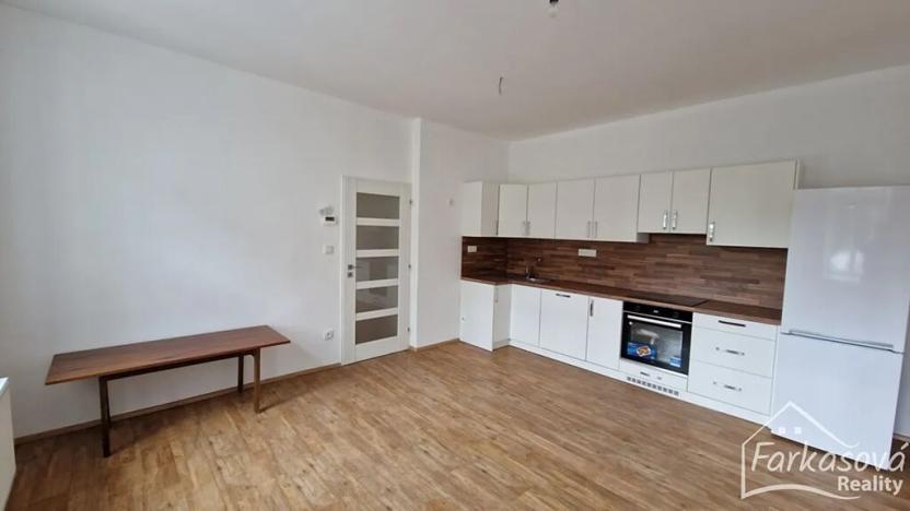 Pronájem bytu 2+kk, Lanškroun, Nádražní, 50 m2