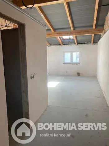 Prodej vícegeneračního domu, Staré Hradiště, 750 m2