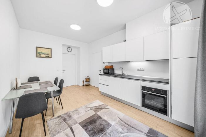 Prodej bytu 3+kk, Praha - Vysočany, Na výběžku, 71 m2