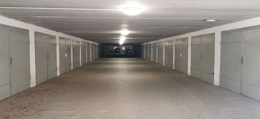 Pronájem komerční nemovitosti, Znojmo, U Lesíka, 20 m2