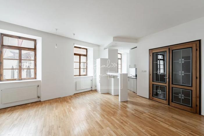 Pronájem bytu 2+kk, Praha - Staré Město, Husova, 82 m2