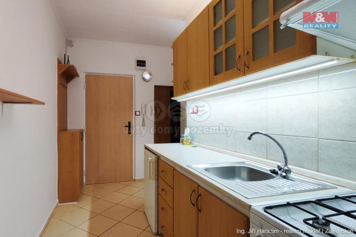 Pronájem bytu 1+kk, Zlín, Družstevní, 30 m2