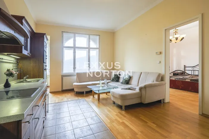 Pronájem bytu 4+kk, Praha - Nové Město, Masarykovo nábřeží, 110 m2