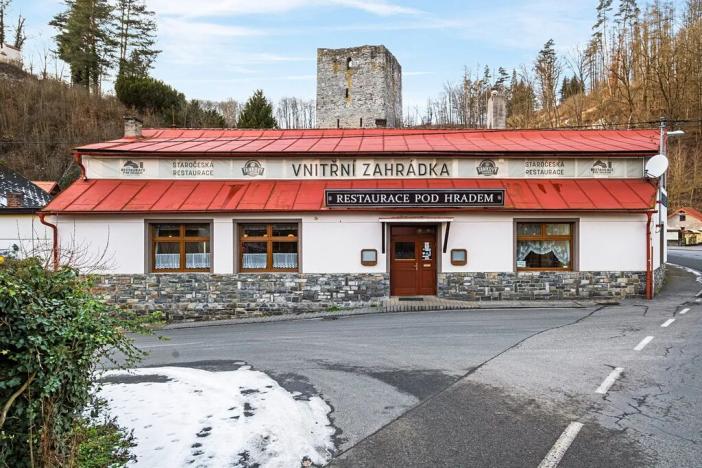 Prodej restaurace, Český Šternberk, 480 m2