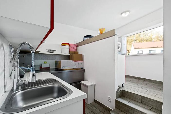 Prodej restaurace, Český Šternberk, 480 m2