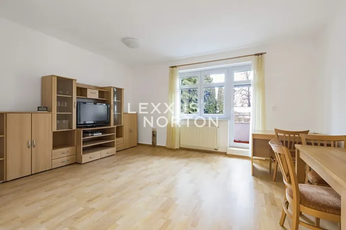 Pronájem bytu 2+kk, Praha - Strašnice, Saratovská, 56 m2