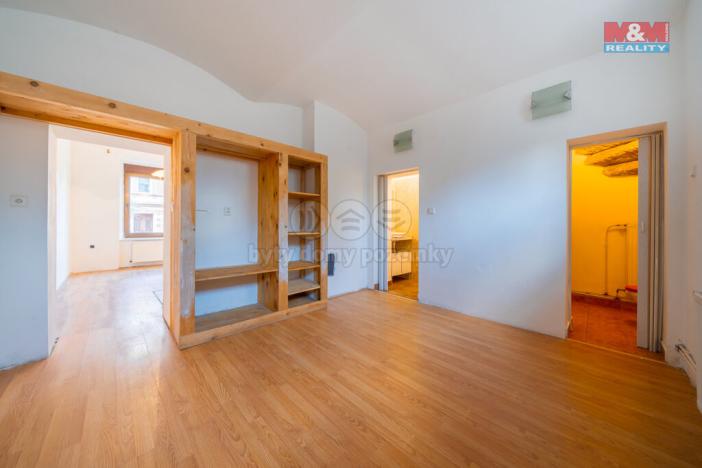 Prodej činžovního domu, Aš, Studentská, 370 m2