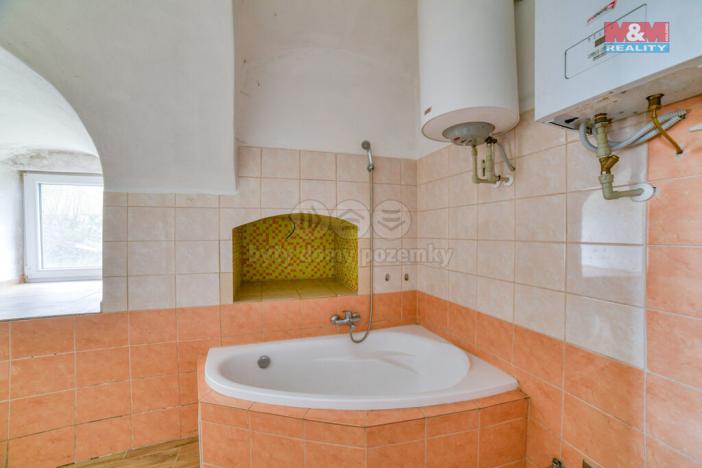 Prodej činžovního domu, Nový Kostel, 300 m2