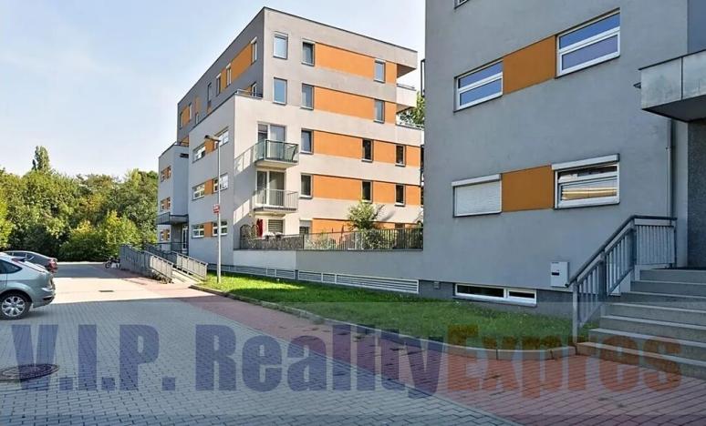 Prodej bytu 1+kk, Praha - Malešice, Ungarova, 39 m2