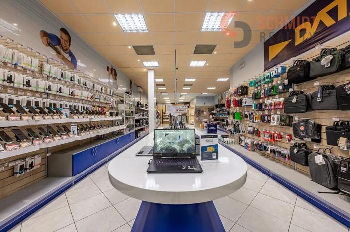 Pronájem obchodního prostoru, Hodonín, Národní třída, 506 m2