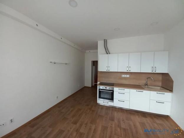 Pronájem bytu 2+kk, Náchod, Komenského, 45 m2