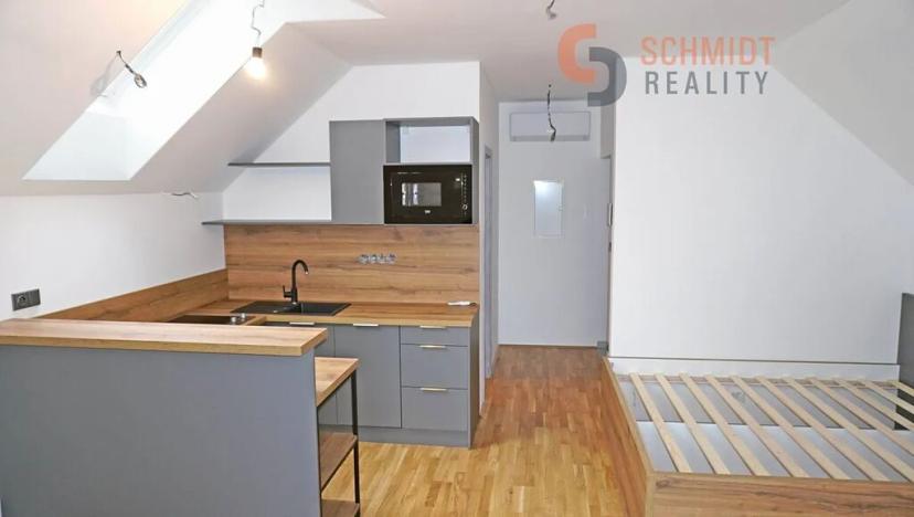 Prodej bytu 1+kk, Valtice, P. Bezruče, 69 m2