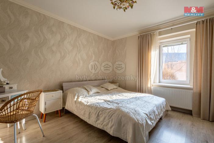 Prodej rodinného domu, Makotřasy, 176 m2