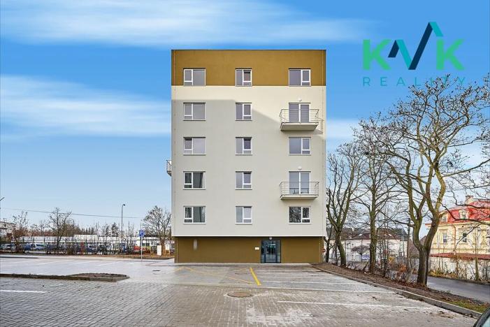 Prodej bytu 3+kk, Karlovy Vary, Dubová, 72 m2