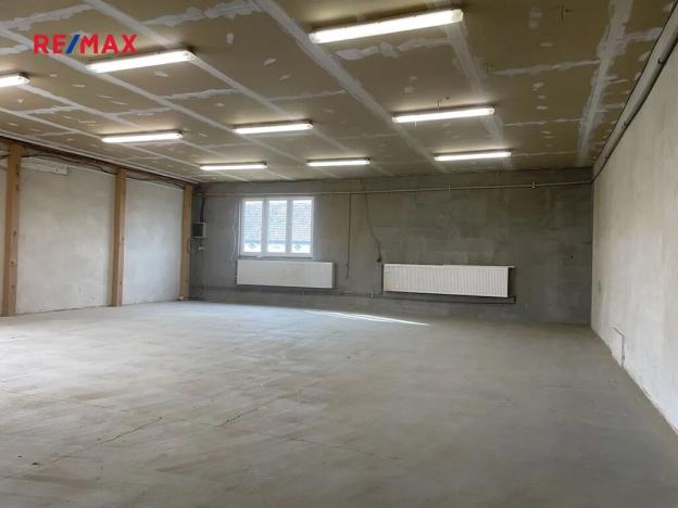 Pronájem výrobních prostor, Týnec, Hrušecká, 145 m2