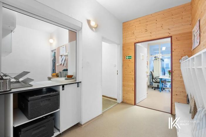 Prodej kanceláře, Pardubice, Husova, 371 m2