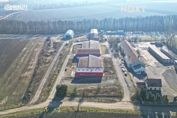 Pronájem skladu, Rostěnice-Zvonovice, 2417 m2