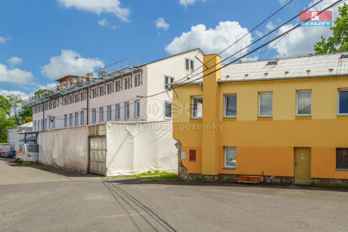 Prodej výrobních prostor, Karlovy Vary - Rybáře, Sokolovská, 2100 m2