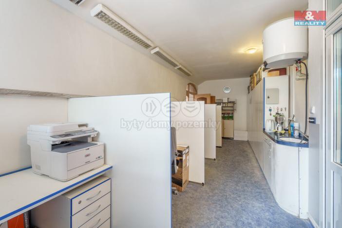 Prodej kanceláře, Karlovy Vary - Rybáře, Sokolovská, 2100 m2