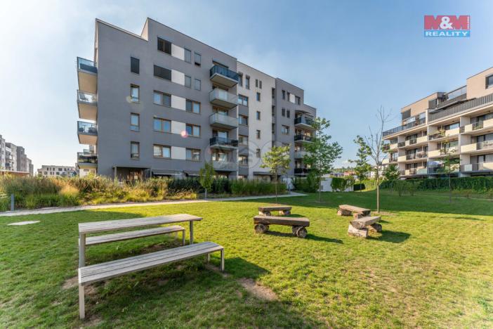 Pronájem bytu 1+kk, Praha - Hloubětín, Laponská, 38 m2