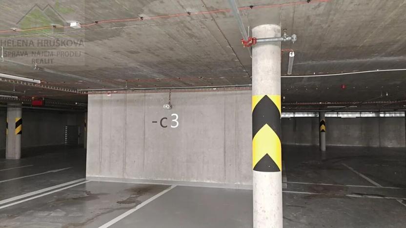 Pronájem garážového stání, Ostrava, Pivovarská, 12 m2