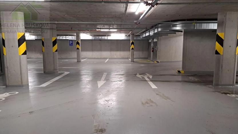 Pronájem garážového stání, Ostrava, Pivovarská, 12 m2