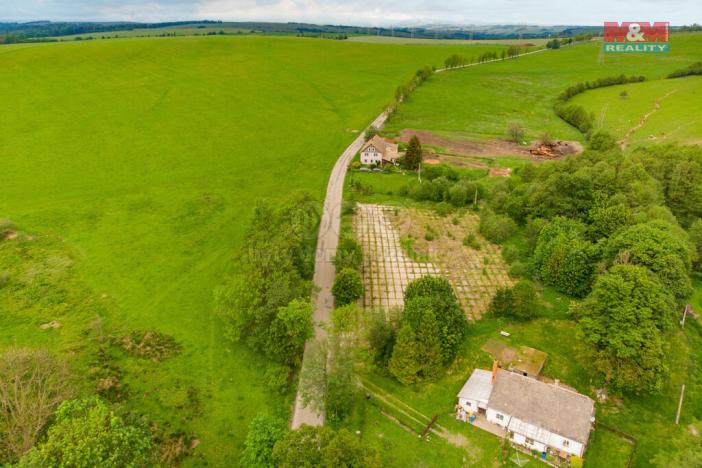 Prodej pozemku pro bydlení, Huzová, 800 m2