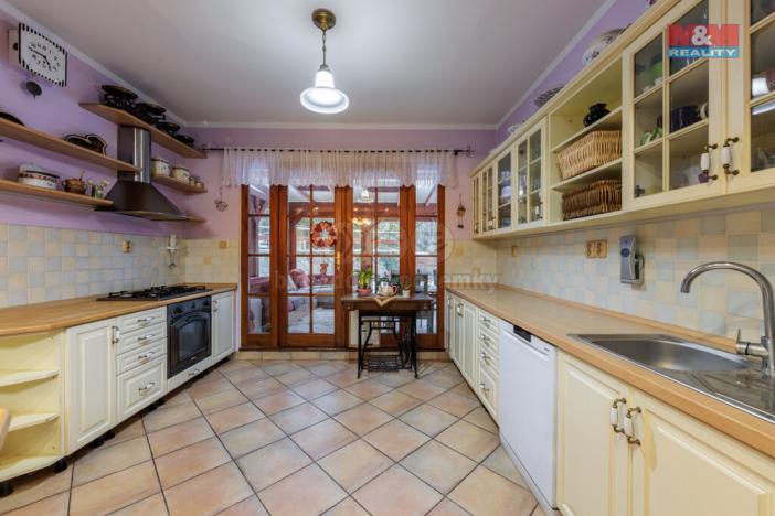 Prodej rodinného domu, Kraslice, Havlíčkova, 259 m2