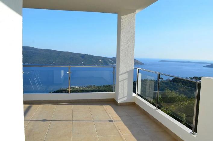 Prodej bytu 4+kk, Herceg Novi, Černá Hora, 147 m2