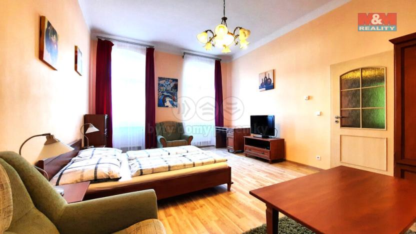 Pronájem bytu 2+kk, Karlovy Vary, Zahradní, 54 m2