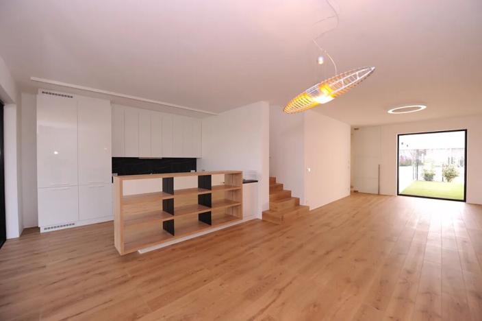 Pronájem rodinného domu, Praha - Horní Měcholupy, U Golfu, 180 m2