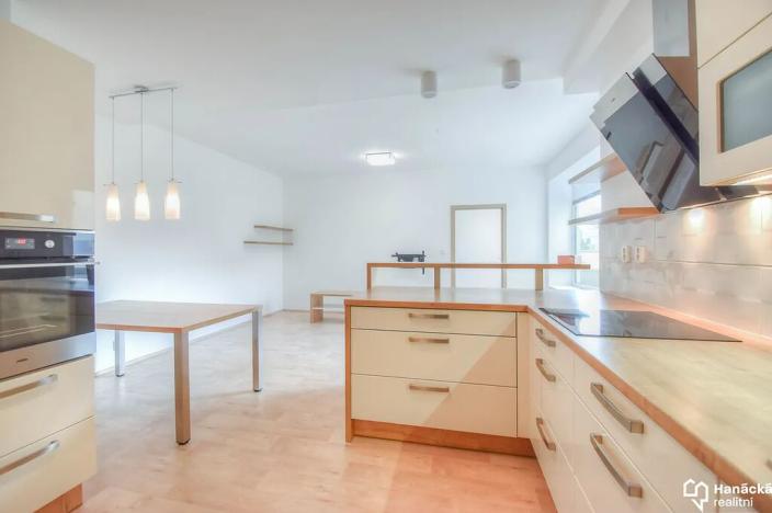 Prodej bytu 3+kk, Olomouc, Jarmily Glazarové, 123 m2