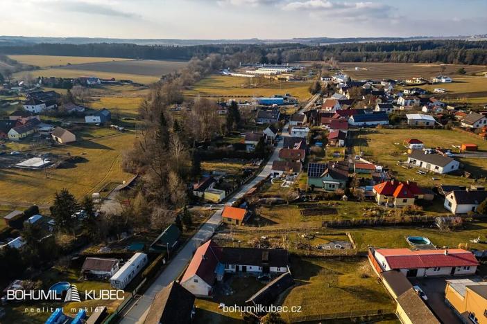 Prodej pozemku pro bydlení, Ústrašice, 648 m2