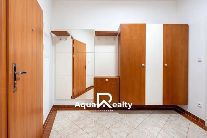 Prodej bytu 3+1, Karlovy Vary, Zámecký vrch, 99 m2