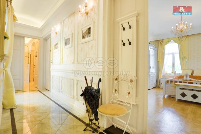 Prodej bytu 3+kk, Karlovy Vary, Zeyerova, 78 m2