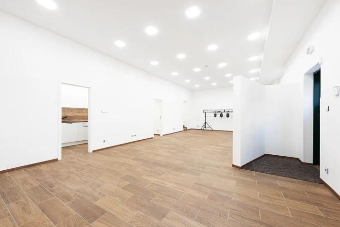 Pronájem obchodního prostoru, Praha - Smíchov, Zoubkova, 80 m2