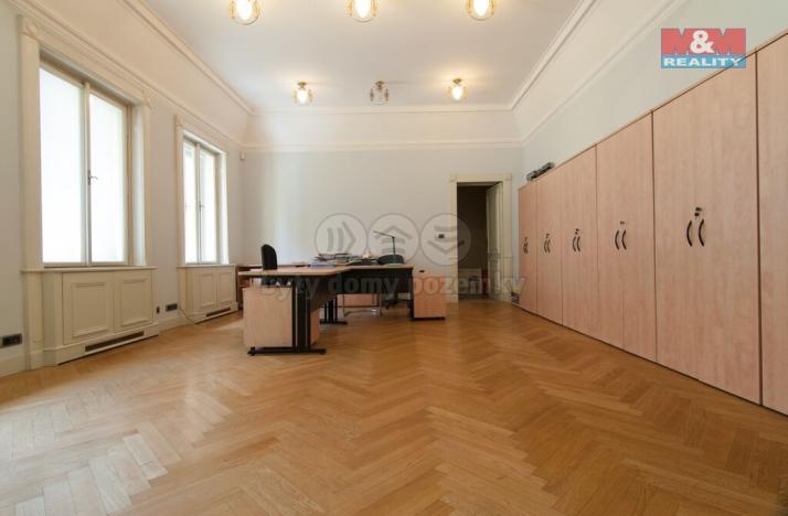 Prodej kanceláře, Praha - Smíchov, Kartouzská, 664 m2