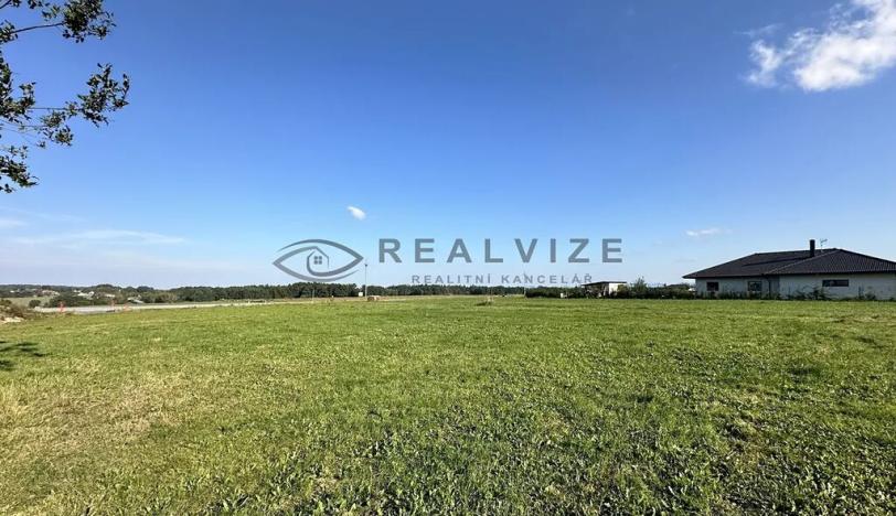 Prodej pozemku pro bydlení, Strážkovice, 2274 m2