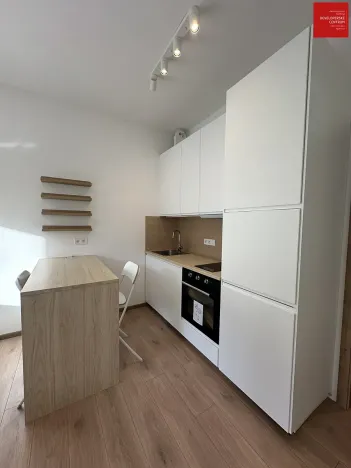 Pronájem bytu 1+kk, Mariánské Lázně, Chebská, 27 m2