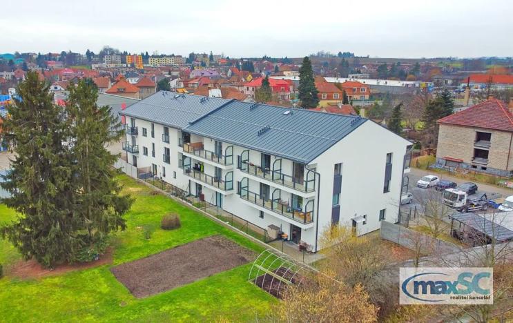 Pronájem bytu 3+kk, Holice, Hradecká, 66 m2