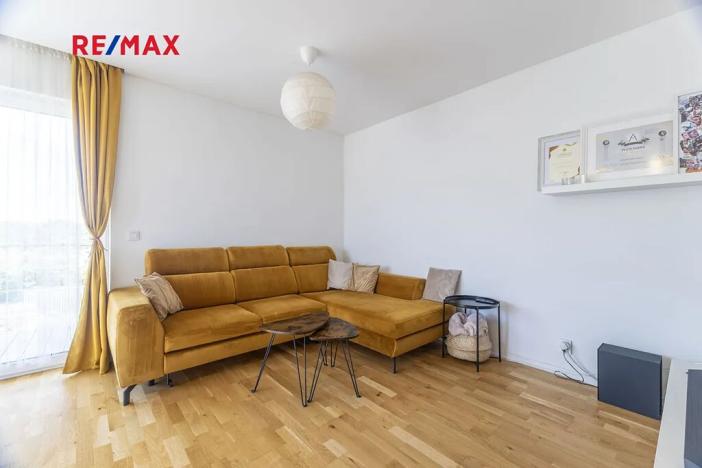 Prodej rodinného domu, Bavoryně, 194 m2