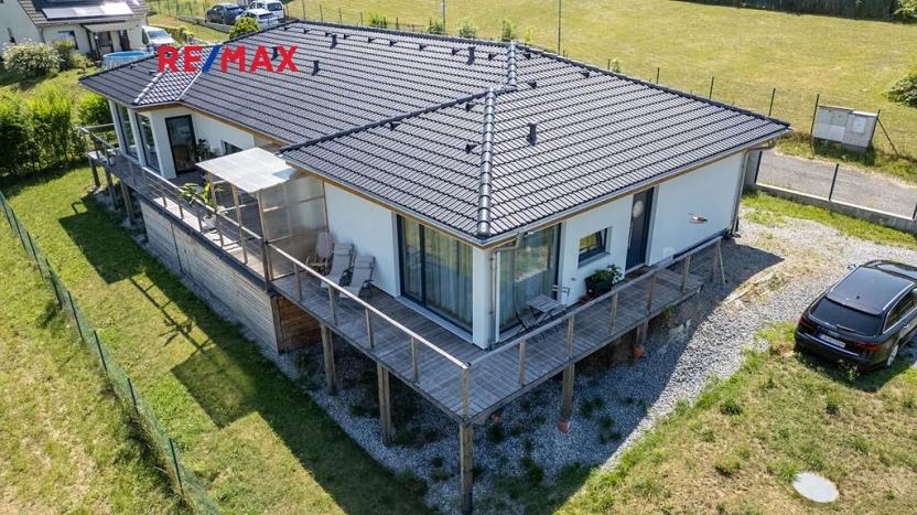 Prodej vícegeneračního domu, Bavoryně, 194 m2