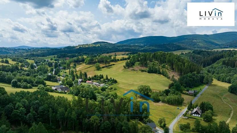 Prodej pozemku pro bydlení, Staré Město, 7657 m2