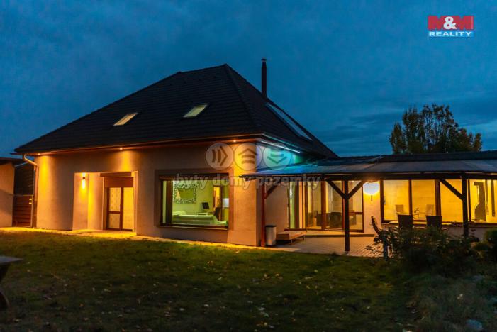 Prodej rodinného domu, Lechovice, 280 m2