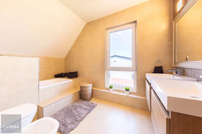 Prodej rodinného domu, Pardubice, 132 m2