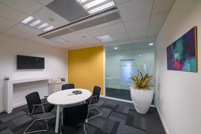 Pronájem kanceláře, Praha - Karlín, Rohanské nábřeží, 30 m2